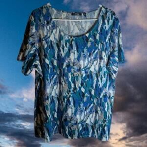 Elementz 2XL short sleeve blue gray polyester blend stretch woman's blouse.